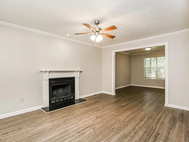 1268 Brandl Dr SW — Photo 6
