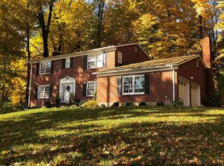 318 Ritchie Ave, Cincinnati, OH 45215