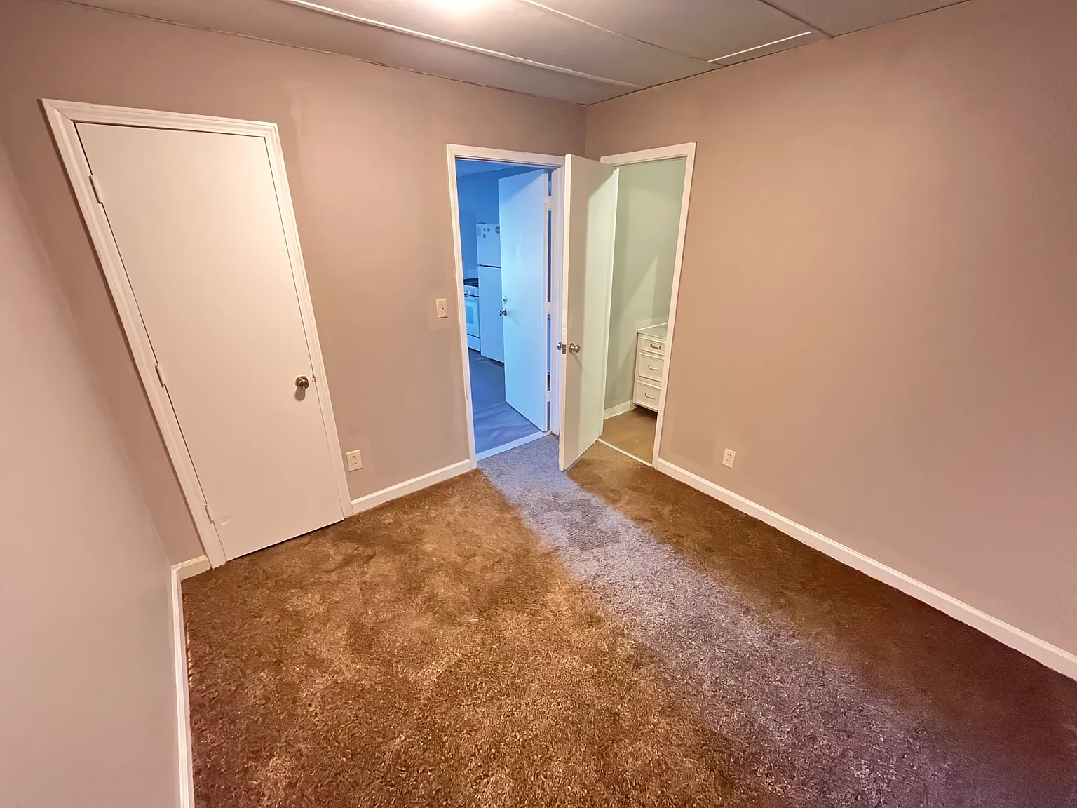 4027 Delree Street - 12 — Photo 2