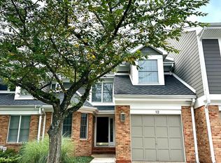 12 River Oaks Cir, Baltimore, MD 21208