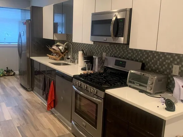 1701 South St #1F, Philadelphia, PA 19146