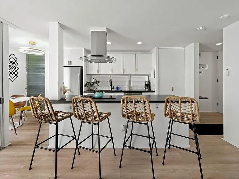 1771 Torrance St #1 — Photo 2