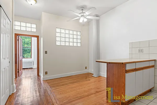 Rented by Lisa Management Inc | media 17