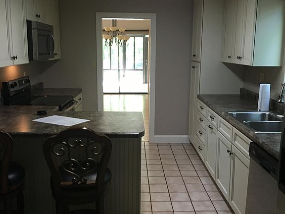 3rd image of 5107 Wilkshire Dr