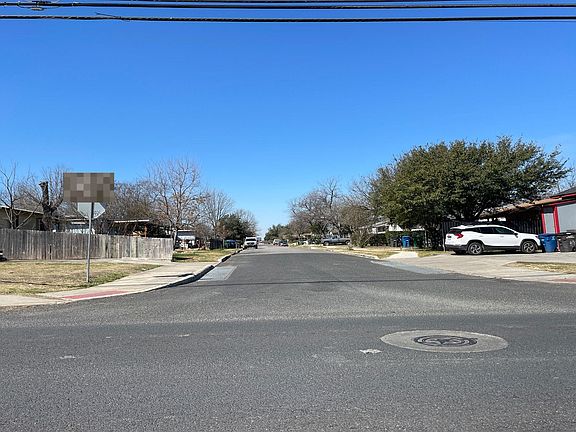 5th image of 911 La Manda Blvd