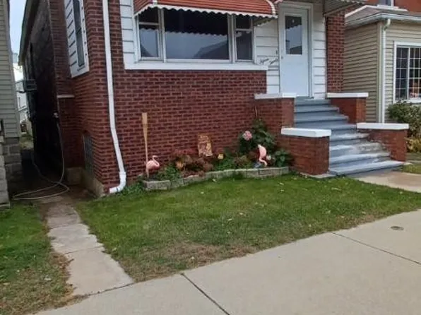 1520 Fred St, Whiting, IN 46394