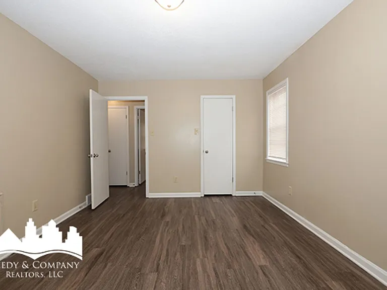 3782 Wychemere Dr — Photo 4