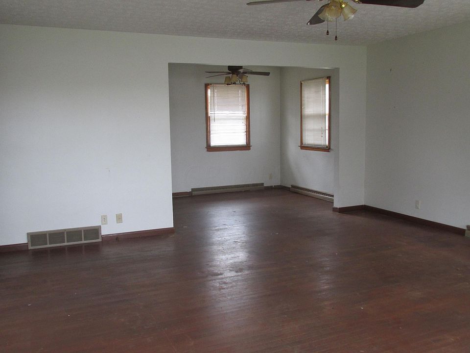 2nd image of 2571 Johnstown Alexandria Rd NW