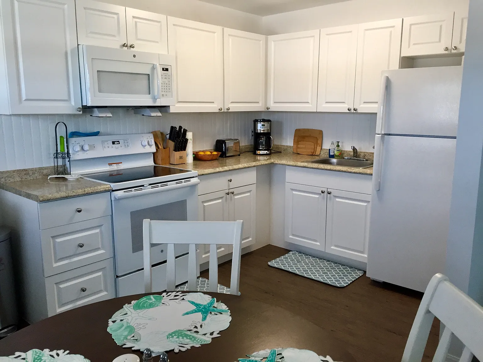 2 bed, 2.0 bath, 1000 sqft, $3,000 — Photo 4