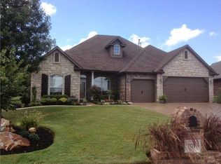 101 Stone Creek Rd, Midwest City, OK 73130