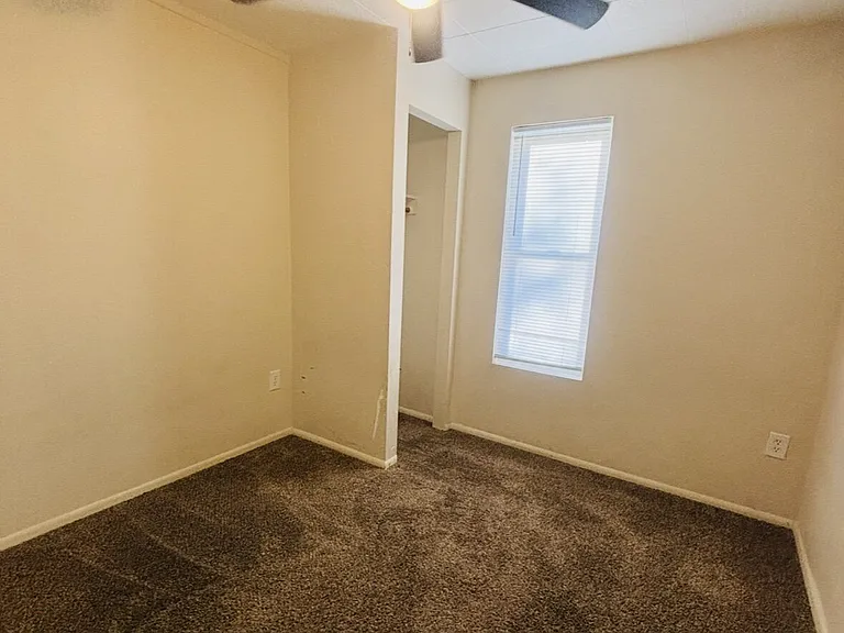 131 W Pastime Rd — Photo 8