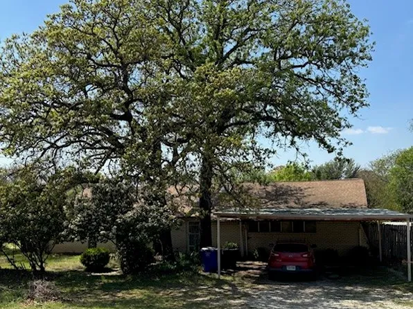 1202 Peggy Ln, Kennedale, TX 76060