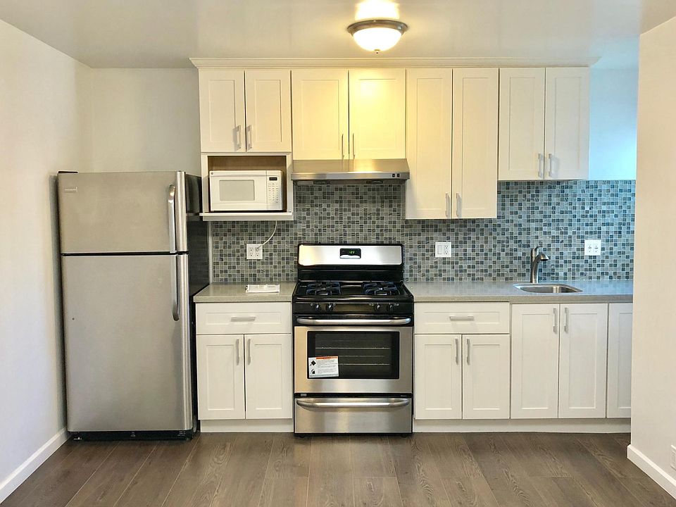 1st image of 833 Vallejo St
