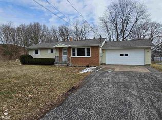 1270 N Chipman St, Owosso, MI 48867