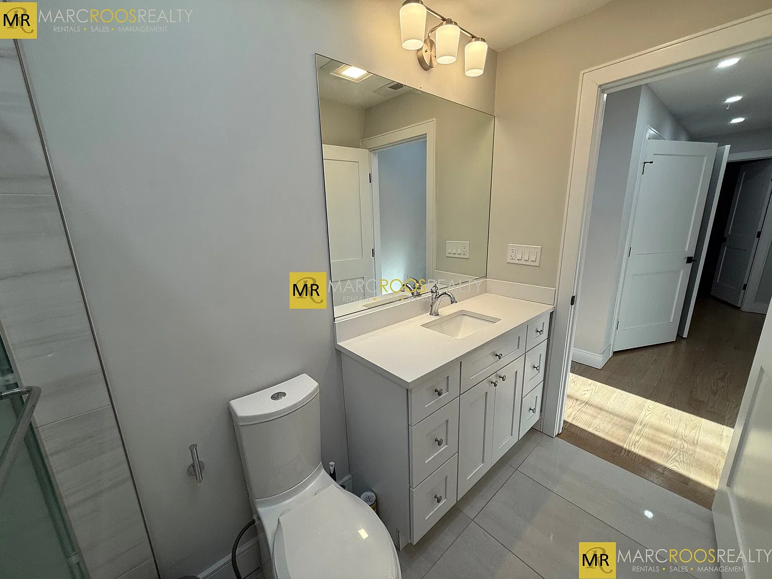 152 Trenton St — Photo 4