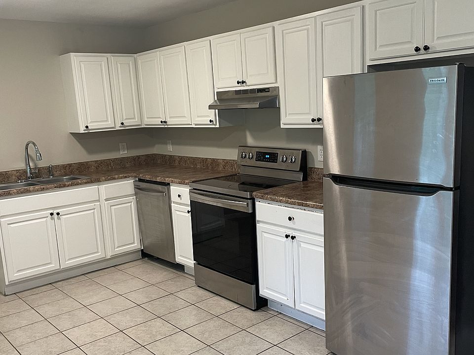1st image of 3300 Valley View Dr N #3322