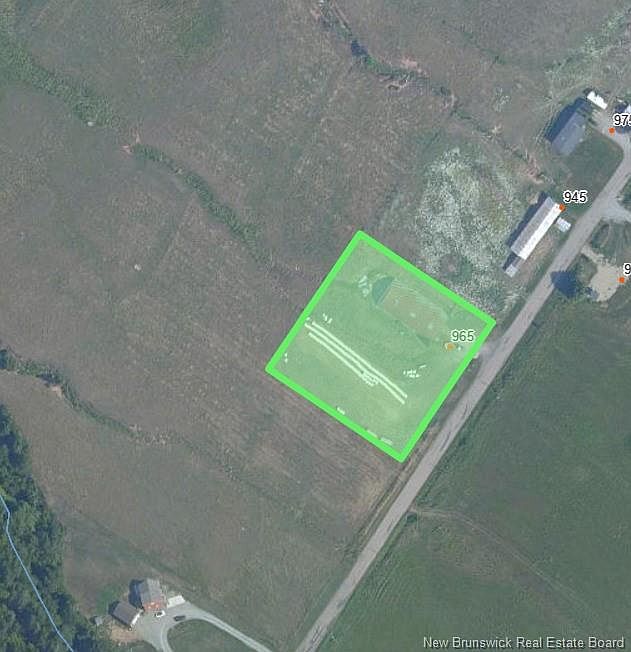 2nd image of 945 Midway Rd
