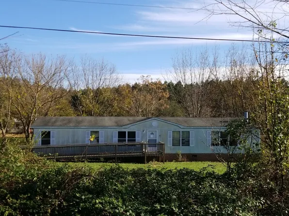 563 Willingham Rd, Williamston, SC 29697