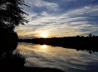 9806 Country Ln, Woodruff, WI 54568