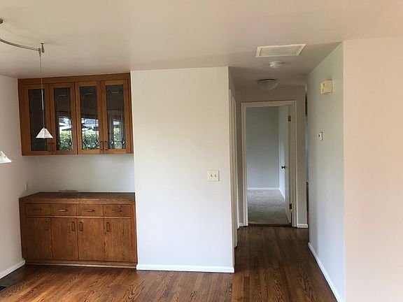 5th image of 5626 118th Ave SE