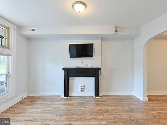 5th image of 2039 Sinclair Ln