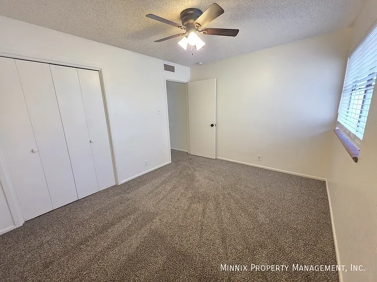 Whispering Oaks 1904 N. Midland — Photo 9