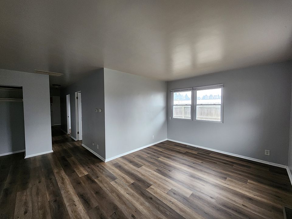 1st image of 1720 Dorchester Ave APT 2