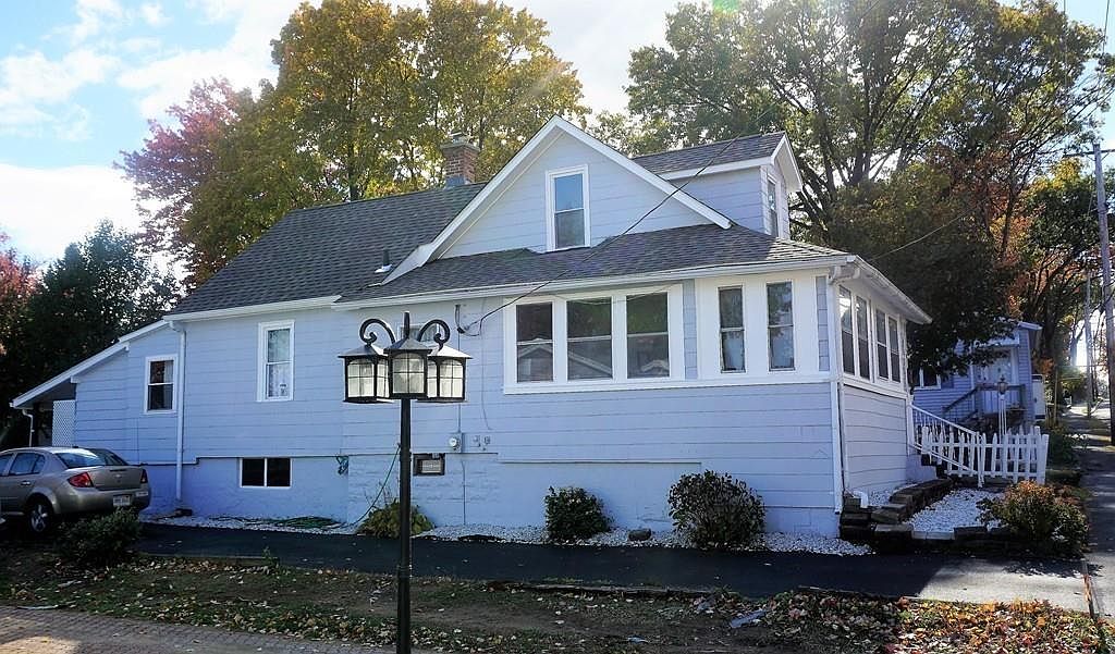 191 Dale St, Chicopee, MA 01020 Zillow