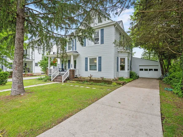 318 Jackson St, Berea, KY 40403