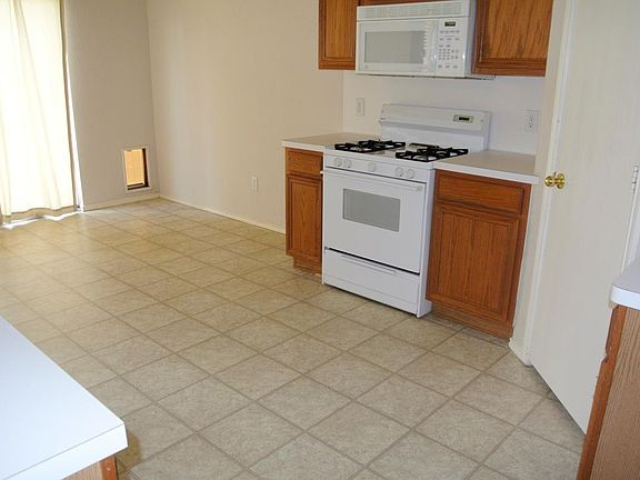 4th image of 9112 Norfolk Ln