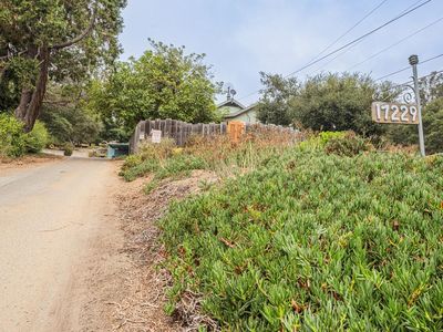 17229 McGuffie Rd, Salinas, CA, 93907
