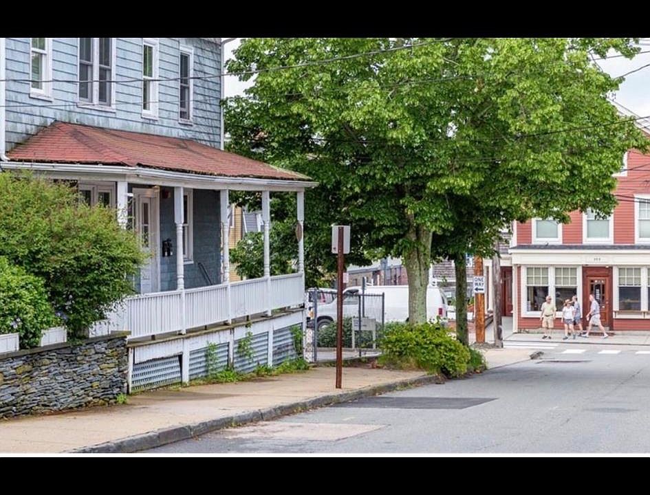 7 Dearborn St Newport, RI Zillow Apartments for Rent in Newport
