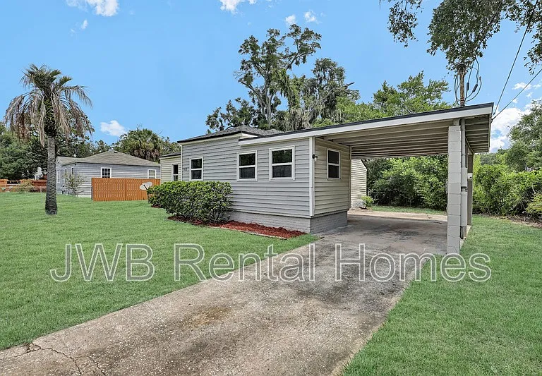 7823 Paul Jones Dr — Photo 15