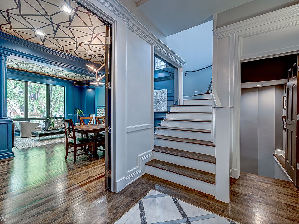 Entry way