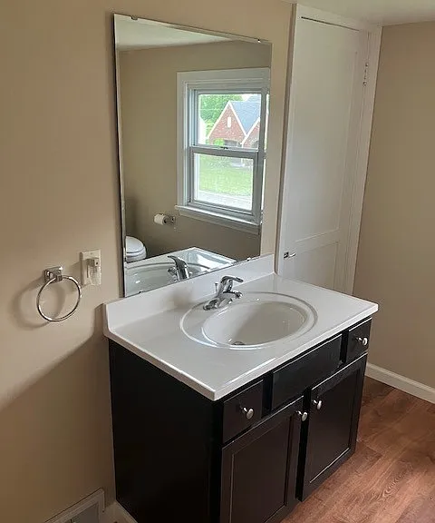 248 Oswald St — Photo 13