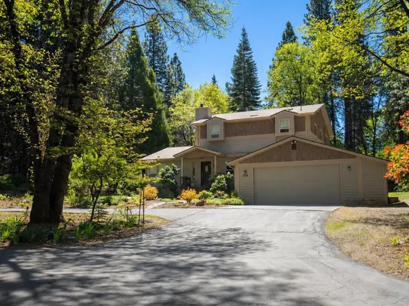 316 N Adams Dr, Mount Shasta, CA 96067