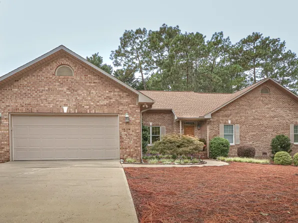 1 Saddle Place, Pinehurst, NC 28374