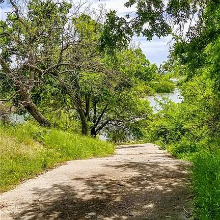 2nd image of 5831 County Road 594