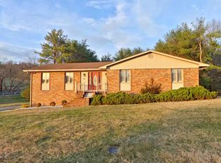 455 Fairway Dr, Abingdon, VA 24211