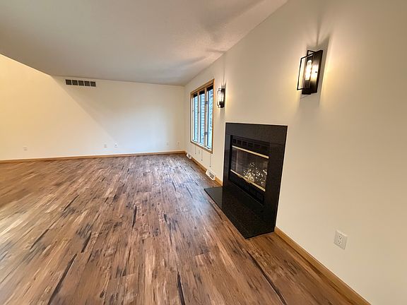 5th image of 4553 Abbott Rd