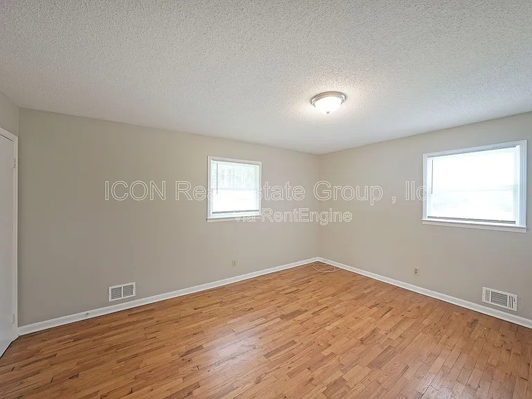 251 Hog Farm Cir — Photo 14