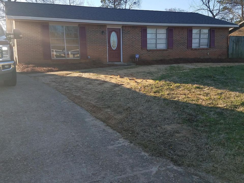 1st image of 421 Mulligan Dr