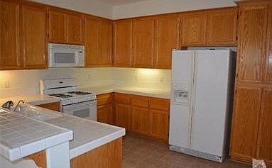 3rd image of 330 Harbor Walk Cir