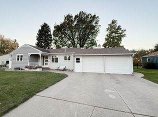 1415 N 2nd St, Aberdeen, SD 57401