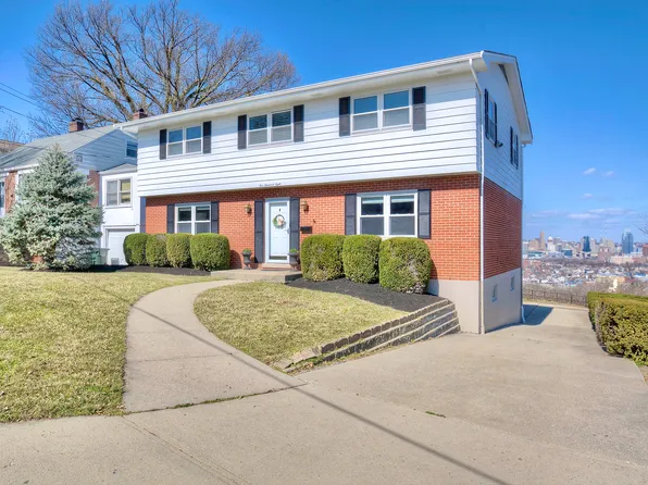 508 Scenic Dr, Park Hills, KY 41011