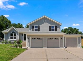 1606 NE 101st Ter, Kansas City, MO 64155