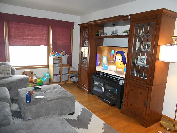 5th image of 6826 N Northwest Hwy Unit 7