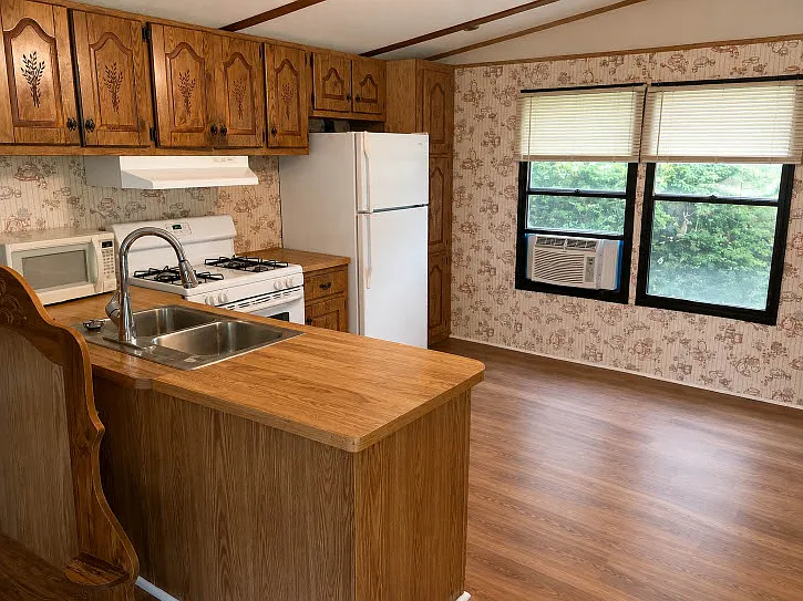 2 bed, 750 sqft, $1,000 — Photo 2