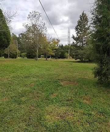 5th image of 168 Suzanne Ln