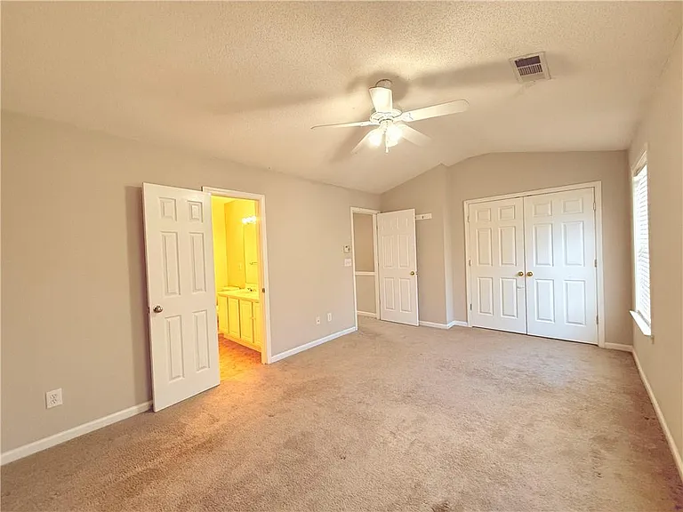 40 Highoak Dr NE — Photo 16